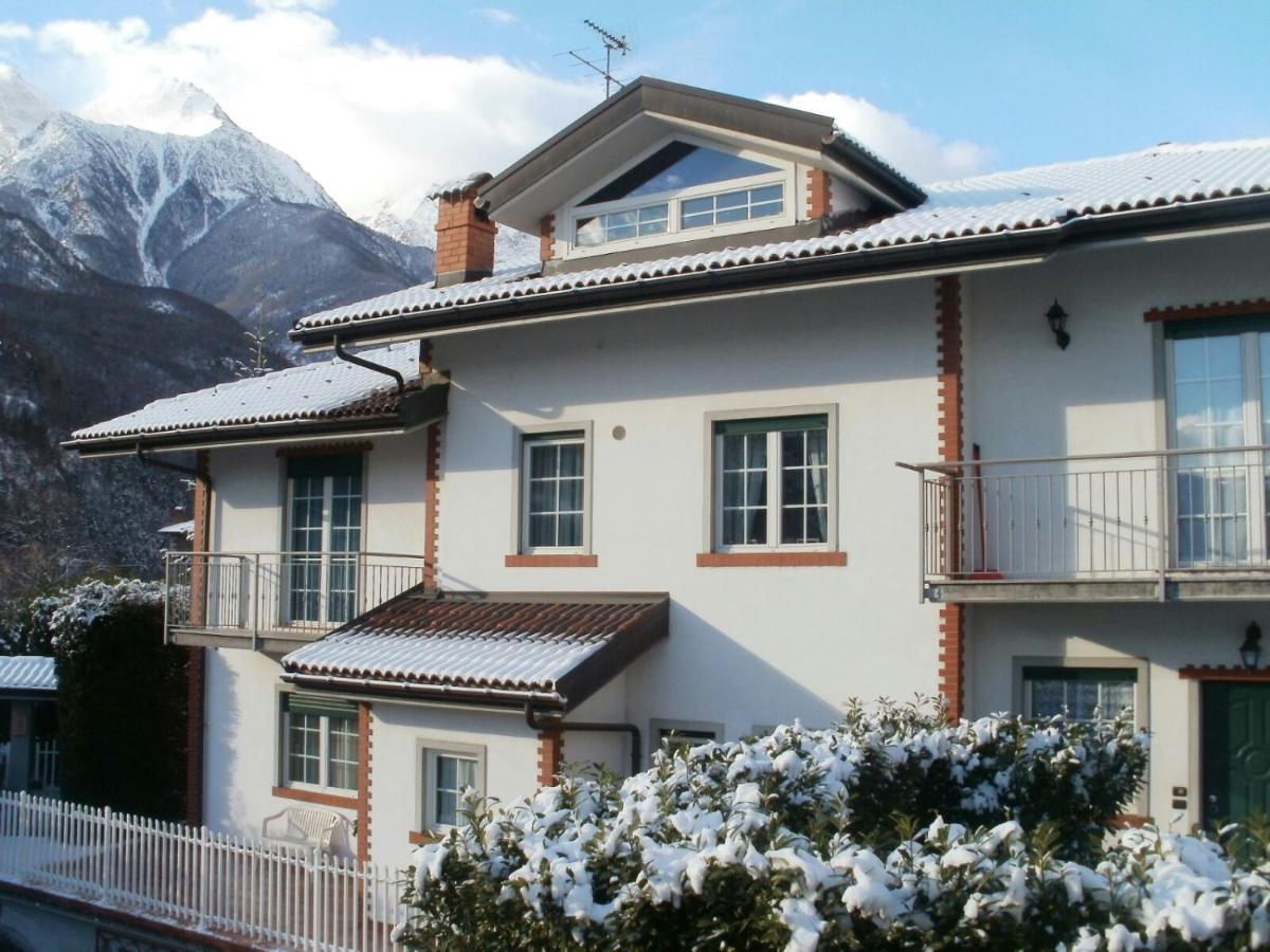 Villa Mafi Нюс Экстерьер фото