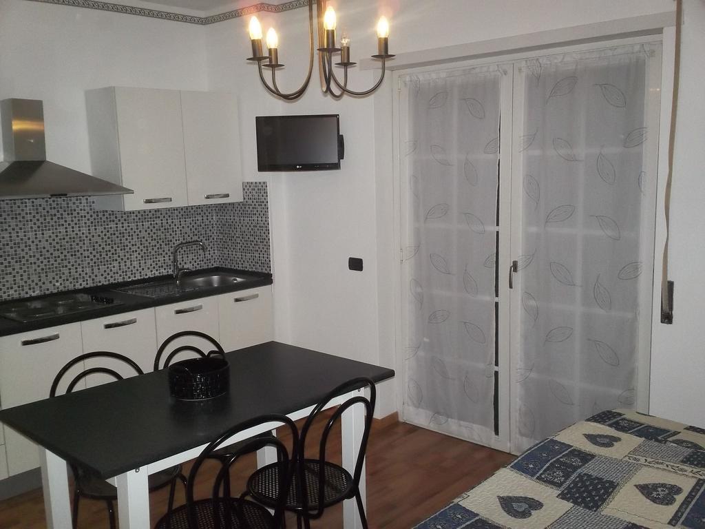 Villa Mafi Нюс Экстерьер фото